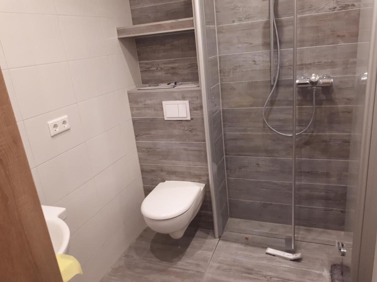 Haus Roseneck-Pension Am Stadtrand Borchen Dış mekan fotoğraf