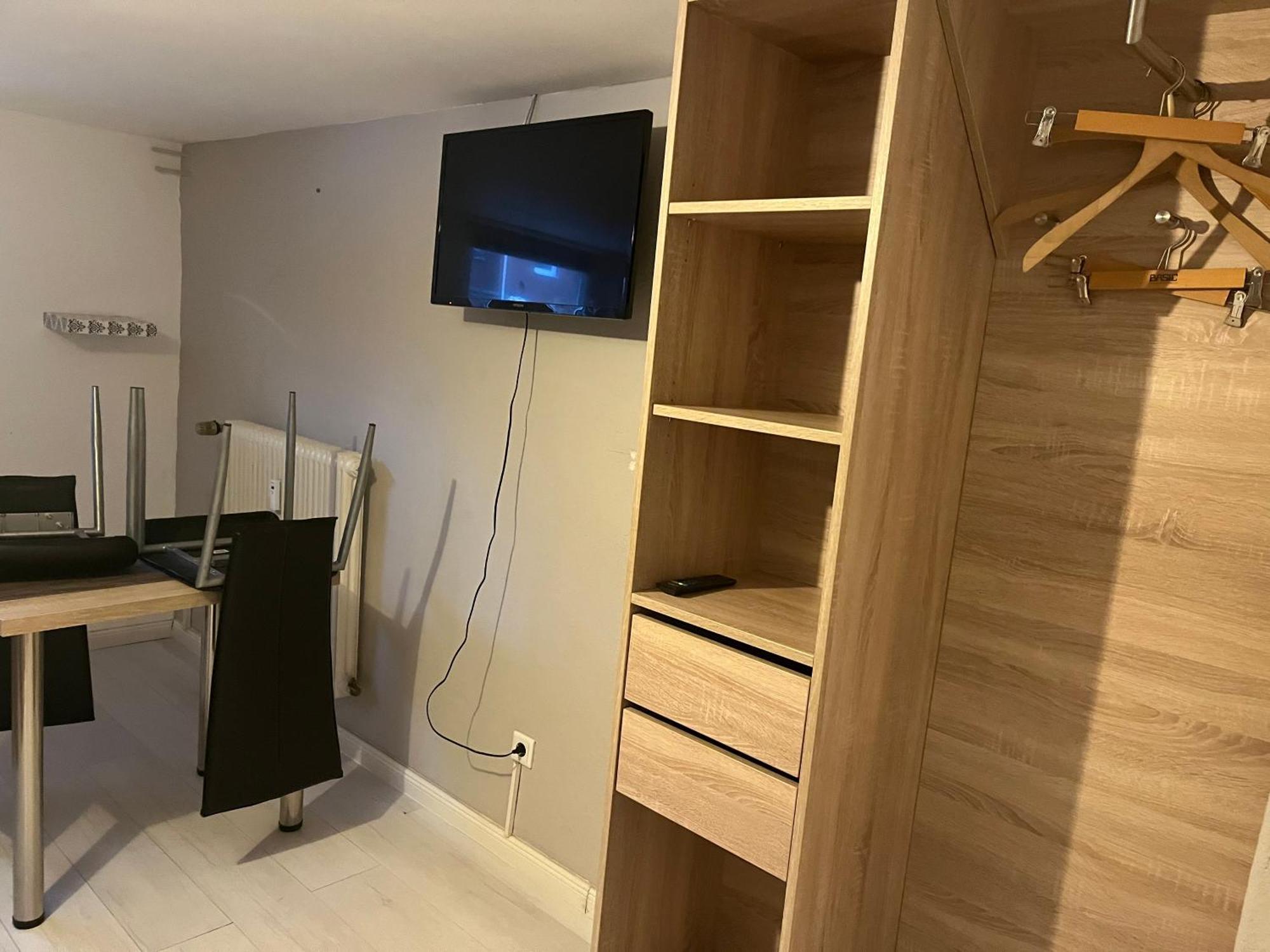 Haus Roseneck-Pension Am Stadtrand Borchen Oda fotoğraf